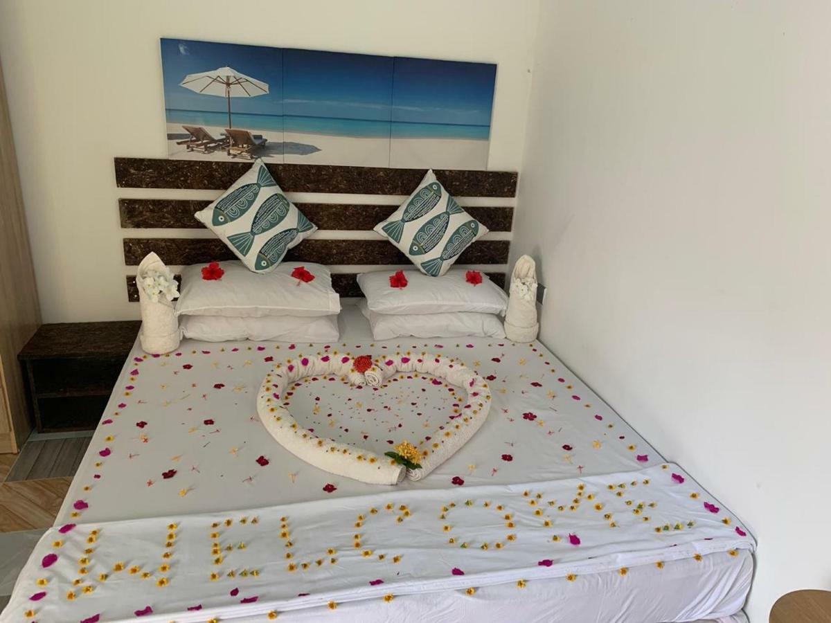 Ihaven Thulusdhoo Hotell Exteriör bild